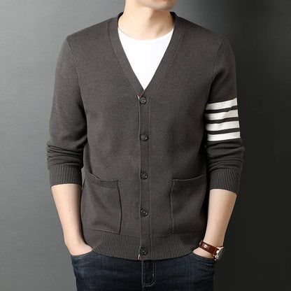 Premium Knitted Men's Cardigan in Black - Autumn/Winter Collection